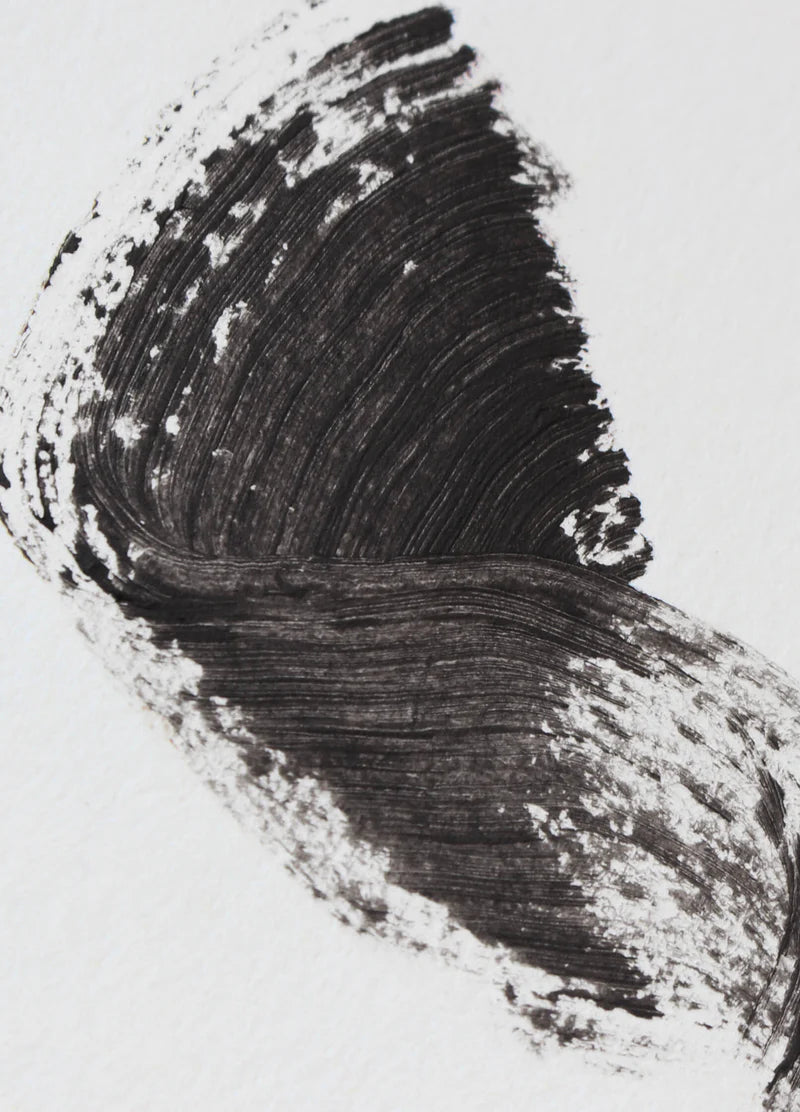 Essential Mascara image 4